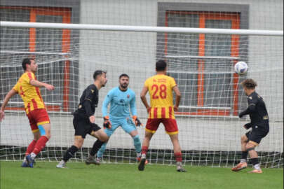 Nilüfer Belediye FSK, Karasuspor’u 4-0 yenerek liderliğini sürdürdü