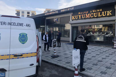 Kuyumcudan silah tehdidiyle bilezik çalan maskeli gaspçı tutuklandı