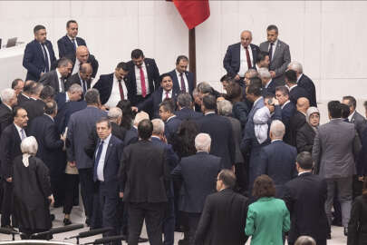 Saadet Partili Bitmez Meclis'te kürsüde konuşurken fenalaştı