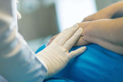 Araştırma: Hastalık hastası kişiler diğerlerine göre daha erken ölüyor