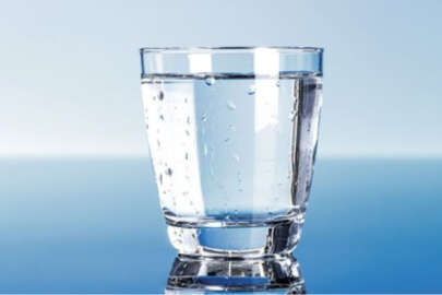 İnegöl'de su diye kimyasal temizleyiciyi içen genç kız tedavi altına alındı