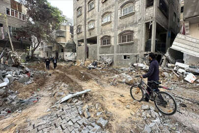 Gazze'de ölü sayısı 19 bin 453'e yükseldi