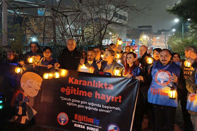 Eğitim İş'ten karanlık eylemi: Eğitim gün ışığında olmalı!