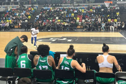 Bursa Uludağ Basketbol takımı maça 5 oyuncuyla çıktı