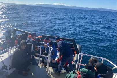 Ayvalık açıklarında 75 düzensiz göçmen kurtarıldı