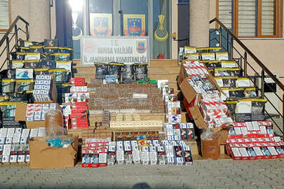 Bursa'da jandarma uygulamasında çeşitli suçlardan aranan 19 kişi yakalandı