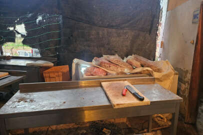 Bursa'da site otoparkında kaçak kesilmiş 1,5 ton et ele geçirildi