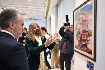 Bursa'da 15 sanatçı eserleriyle 'İkinci Zaman Sergisi'nde buluştu