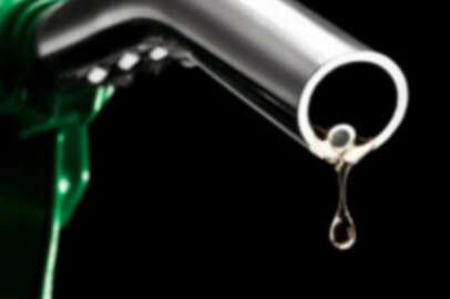 Motorinden sonra bir büyük zam da benzine