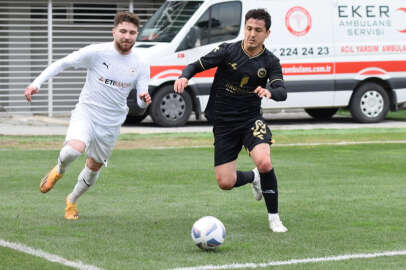 Nilüfer futbolda şampiyonluğa koşuyor