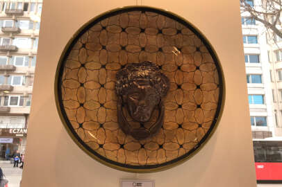 Bursa'da kapı tokmakları sergisi