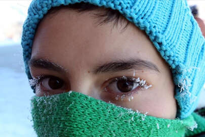 Termometreler eksi 23 dereceyi gösteriyor