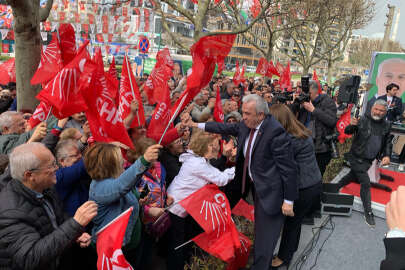 Şadi Özdemir'in Seçim Koordinasyon Merkezi kalabalık ve coşkulu bir katılımla açıldı