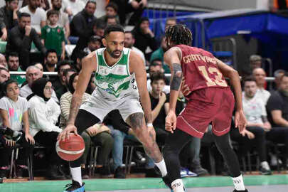 Bursaspor İnfo Yatırım sahasında Galatasaray Ekmas'a 81-65 yenildi