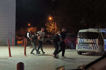 İnegöl'de uyuşturucu satışı yapan 3 şüpheli yakalandı