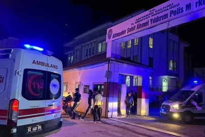 Polis karakolda amirlerine kurşun yağdırdı; 2 polis şehit