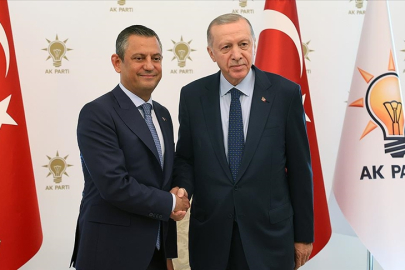 Erdoğan ve Özel AK Parti Genel Merkezi'nde görüştü