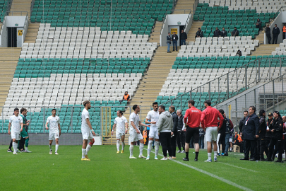 Vanspor, Bursaspor maçının 22. dakikasında sahadan çekildi