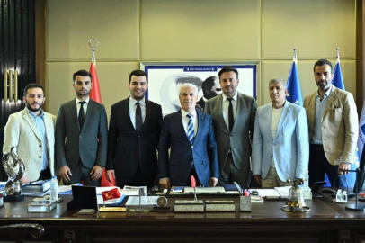 Mustafa Bozbey yeğenini belediye şirketine atadı