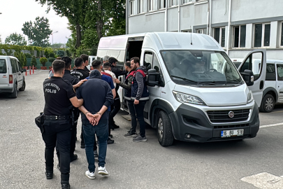 Bursa'da sahte kız profiliyle dolandırıcılık; 9 kişi tutuklandı