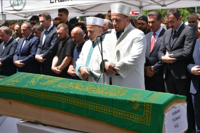 Cansız bedenlerine ulaşılan işçiler için Erzincan'da cenaze töreni düzenlendi