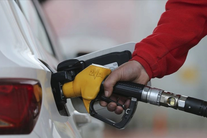 Motorin ve benzine yapılacak zam ertelendi