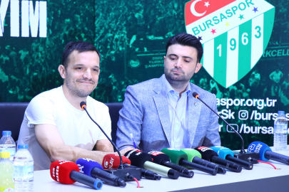 Bursaspor, yeni teknik direktörü Batalla ile sözleşme imzaladı