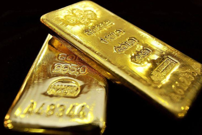 Altının ons fiyatı 2 bin 464 doları aşarak rekor kırdı