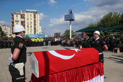 Bursa İl Emniyet Müdür Yardımcısı Özay Başkent son yolculuğuna uğurlandı