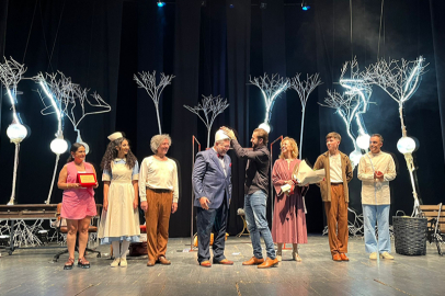 Bursa DT, 'Lobotomobilin Üç Seferi' oyunu ile Kuzey Makedonya'da sahne aldı