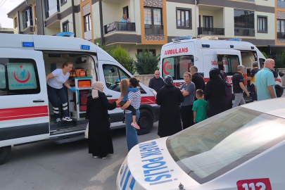 Okul servisi ile hafif ticari araç çarpıştı: 8'i öğrenci 11 yaralı