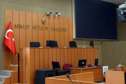 Bursa'da avukata duruşma salonu önünde saldırı