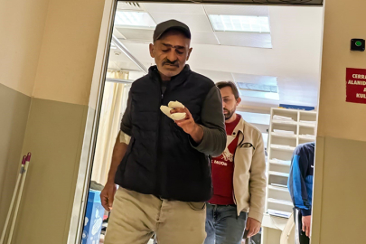 Ahşap keserken kopardığı 3 parmağı hastanede yerlerine dikildi