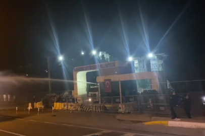 Mardin Büyükşehir Belediyesi önündeki eyleme polis plastik mermiyle müdahale etti