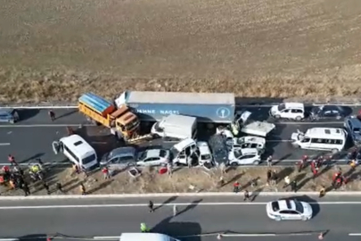 Van’da zincirleme trafik kazası; 35 araç karıştı