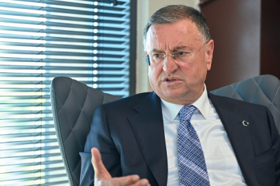 Lütfü Savaş, CHP’den ihraç edildi