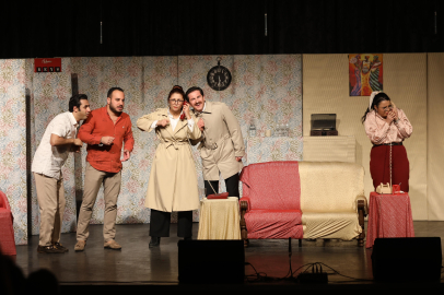 Gemlik’te 5. Özgür Aksoy Tiyatro Günleri başladı