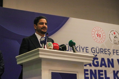 Taha Akgül, Türkiye Güreş Federasyonu başkanı seçildi
