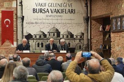 'Bursa Vakfiyeleri ve Vakıf Sergi Eserleri Fotoğraf Sergisi' açıldı