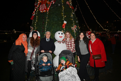 Yeni yıl coşkusu Bursa yeni yıl meydanında yaşanıyor