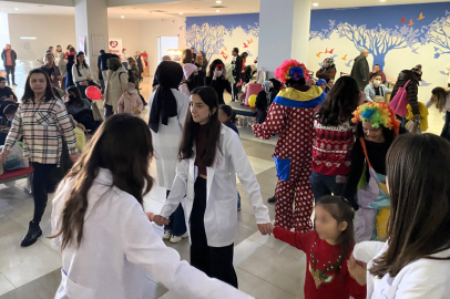 Lösemili çocuklar, 'Dilek Ağacı' ile hayallerine kavuşuyor