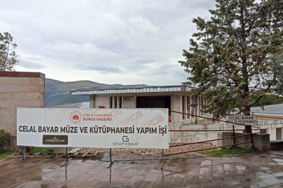 Celal Bayar Müzesi yıkıldı, yenisinin inşaatı bütçeye takıldı