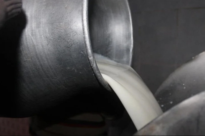 Çiğ süt 17,15 lira oldu, birlikler belirsizlikleri çözmeye çalışıyor