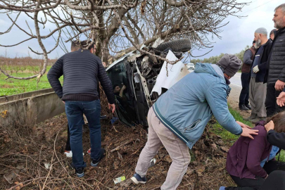 İznik'te tırın çarptığı otomobil yolun dışına uçtu; 3 yaralı