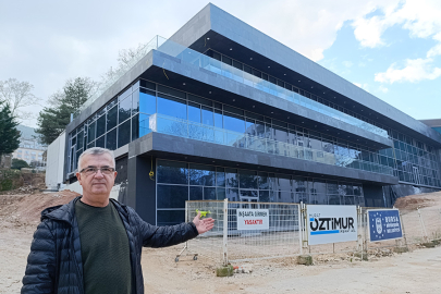 Doksan yıllık Havuzlu Park'ta inşaat durdu