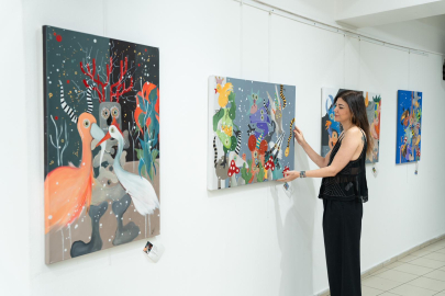 Ressam Özge Tezgör'ün 'Reenkarnasyon' koleksiyonu Nilüfer'de