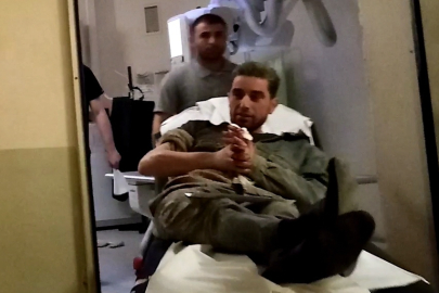 Elini makineye kaptıran işçinin parmağı koptu