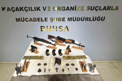 Bursa’da ruhsatsız silah ve tarihi eser kaçaklığı: 2 tutuklama