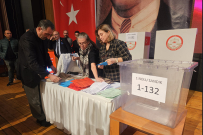 CHP Osmangazi İlçe Kongresi'nde oy sayım işlemine geçildi