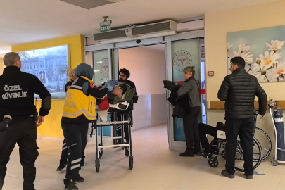 Traktörün odun yüklü römorkundan düşen yaşlı adam hayatını kaybetti